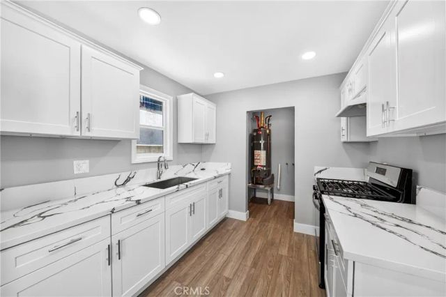 13717 Yukon Ave, Hawthorne, CA 90250