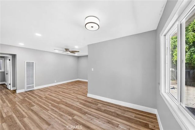 13717 Yukon Ave, Hawthorne, CA 90250