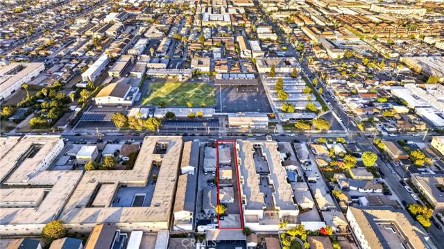 13717 Yukon Ave, Hawthorne, CA 90250