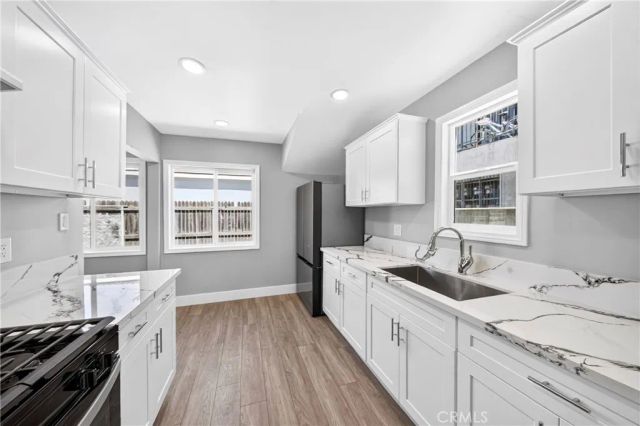 13717 Yukon Ave, Hawthorne, CA 90250
