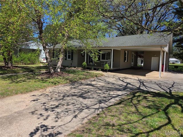 406 Broadway Street, Sikeston, MO 63801