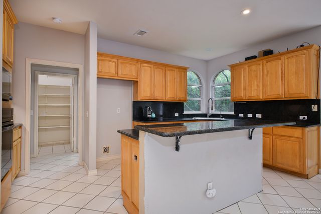 15808 Mission Ridge, San Antonio, TX 78232