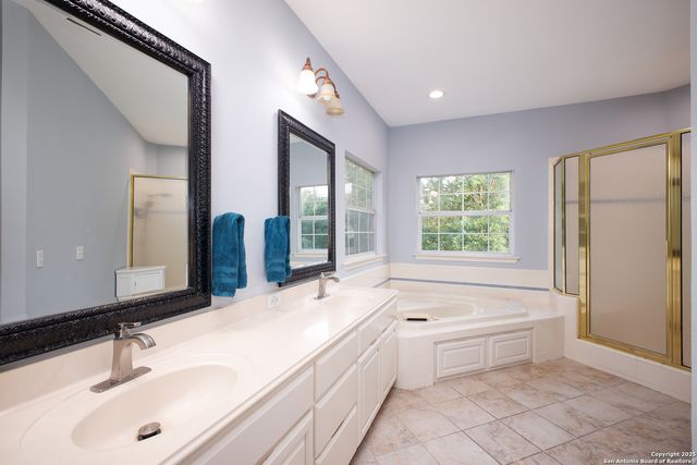 15808 Mission Ridge, San Antonio, TX 78232