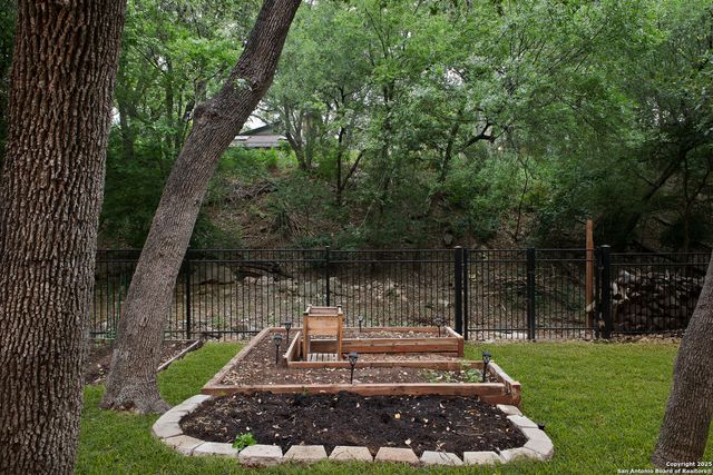 15808 Mission Ridge, San Antonio, TX 78232