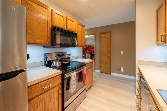 11967 Willow Wood Lane, Holland, MI 49424