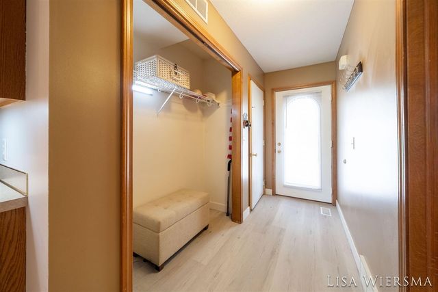 11967 Willow Wood Lane, Holland, MI 49424