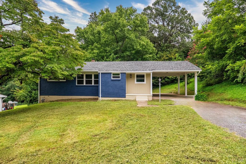 1056 Coronado Lane, Lynchburg, VA 24502