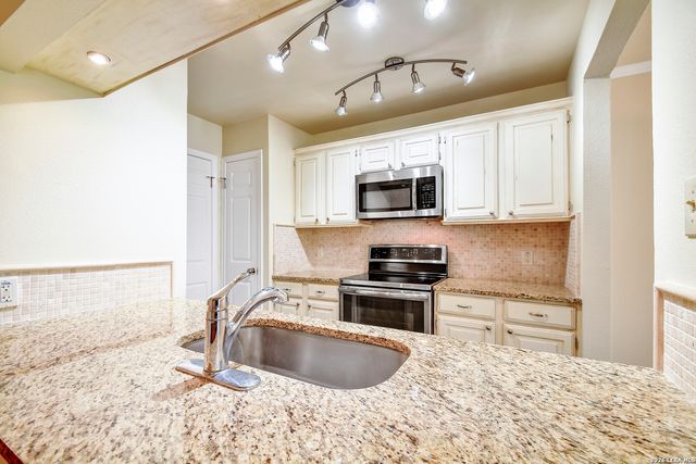 13130 Blanco Rd Apt 1706, San Antonio, TX 78216