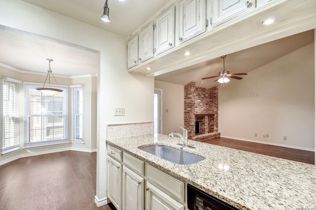 13130 Blanco Rd Apt 1706, San Antonio, TX 78216