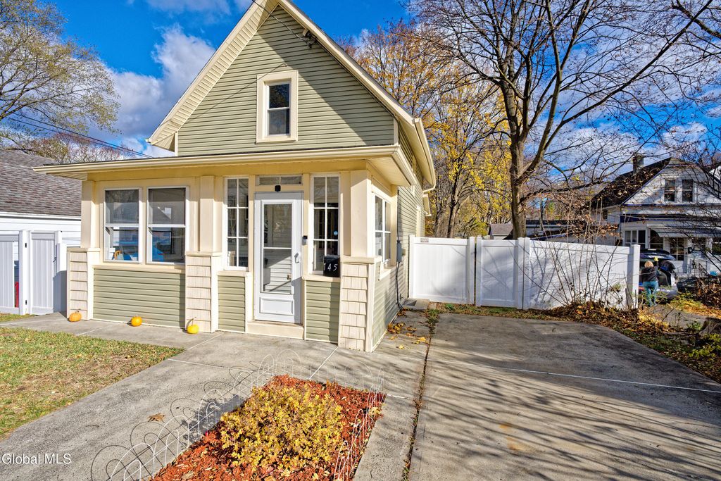 145 Berkshire Boulevard, Albany, NY 12203