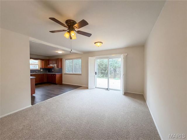 569 Lodge Drive, St Louis, MO 63126