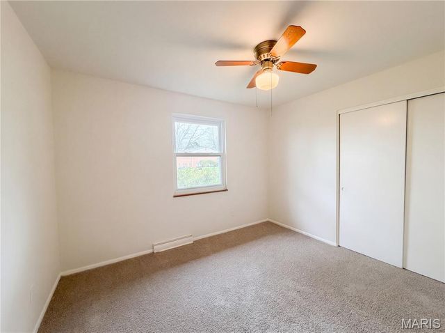 569 Lodge Drive, St Louis, MO 63126