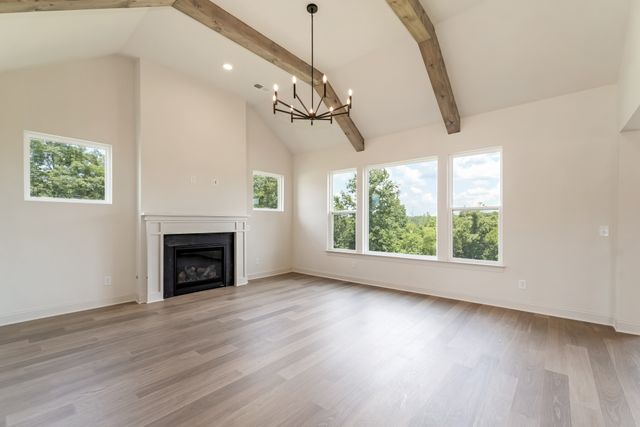 7413 Black Fox Dr, Fairview, TN 37062