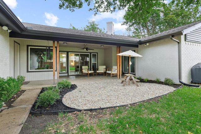 7668 La Cosa Drive, Dallas, TX 75248