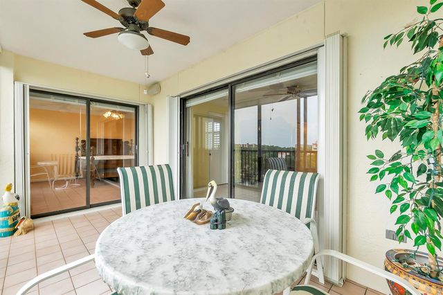 2334 S Cypress Bend Drive 602, Pompano Beach, FL 33069