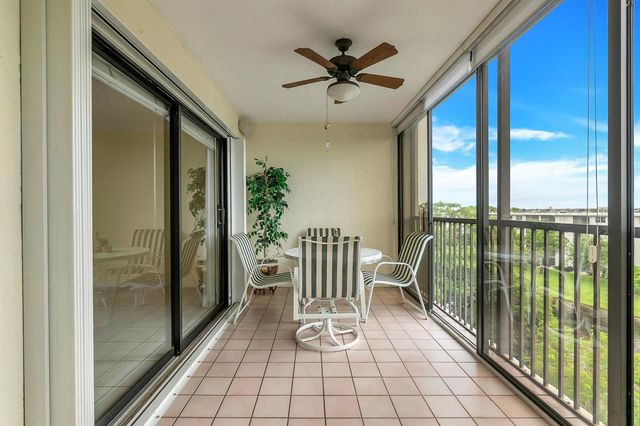 2334 S Cypress Bend Drive 602, Pompano Beach, FL 33069