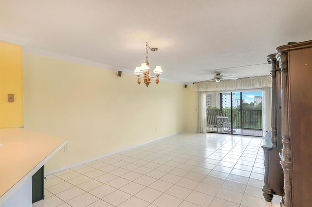 2334 S Cypress Bend Drive 602, Pompano Beach, FL 33069