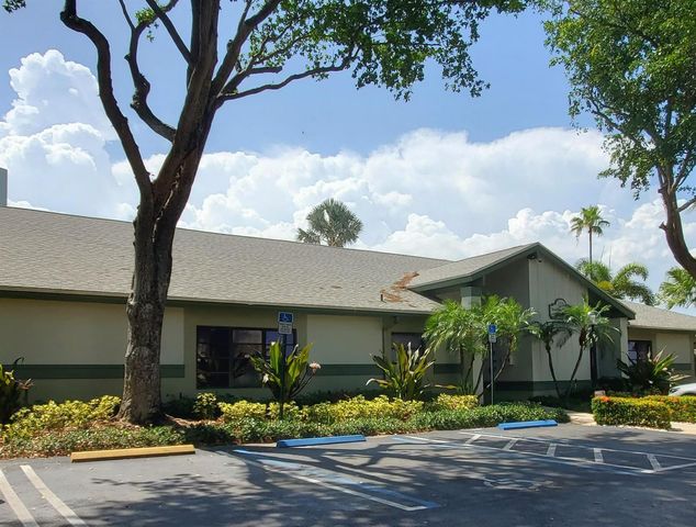 2334 S Cypress Bend Drive 602, Pompano Beach, FL 33069