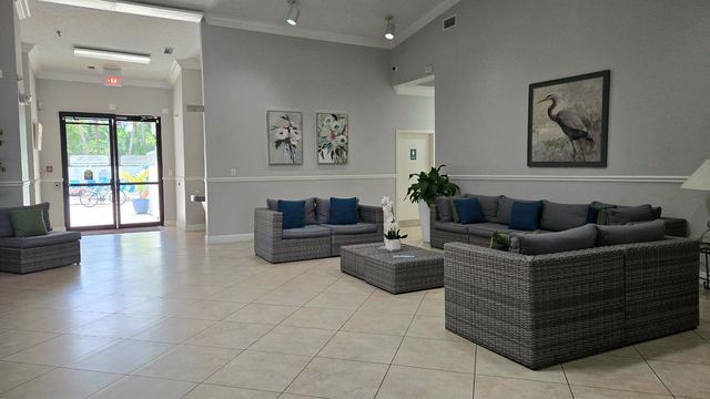 2334 S Cypress Bend Drive 602, Pompano Beach, FL 33069