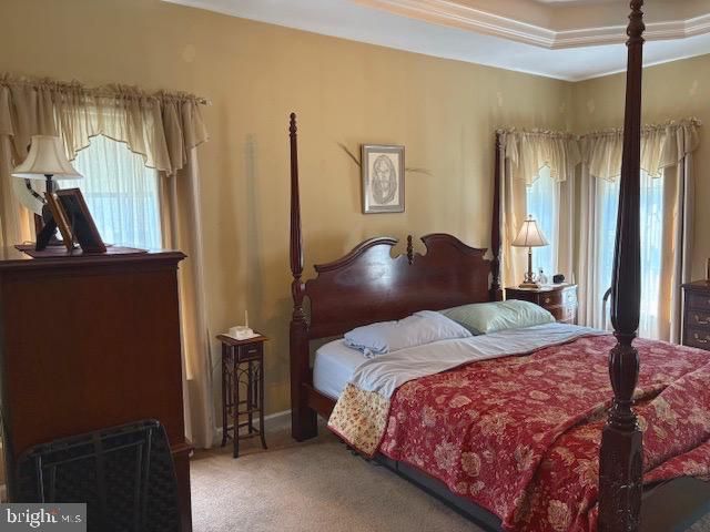 176 HEARTHSTONE DR, Berlin, NJ 08009
