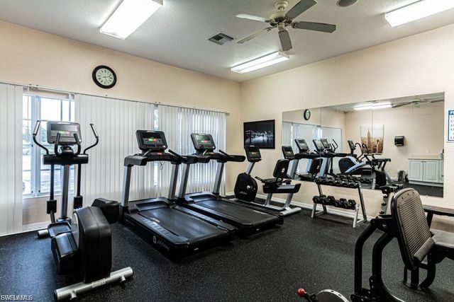8424 Bernwood Cove LOOP 1510, Fort Myers, FL 33966