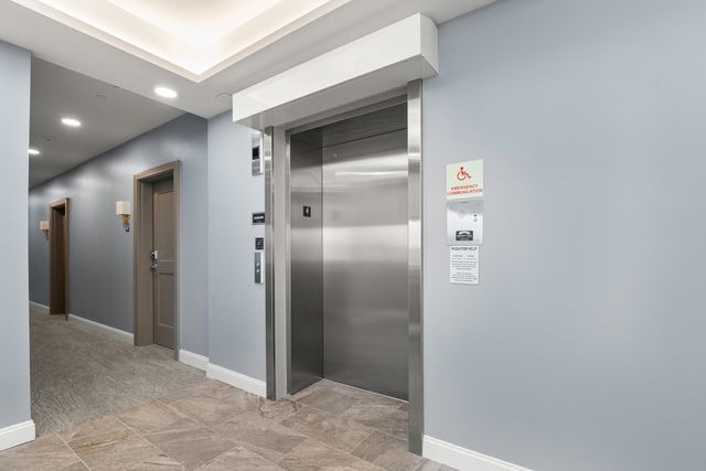 99 Foundry Place 102, Portsmouth, NH 03801