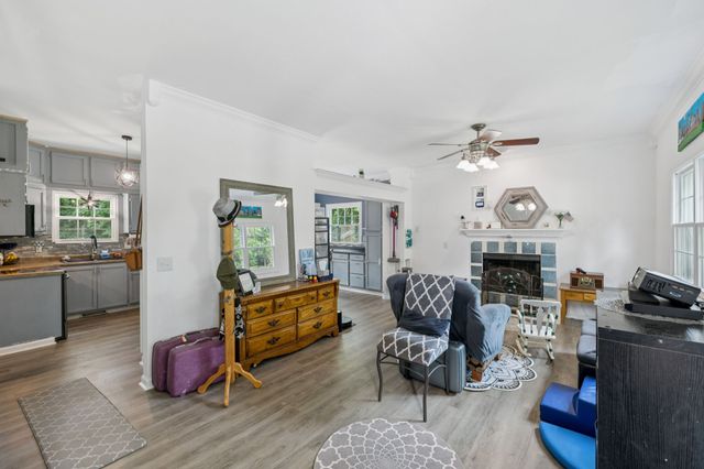 3404 Parkwood Ct, Hermitage, TN 37076