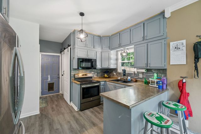 3404 Parkwood Ct, Hermitage, TN 37076