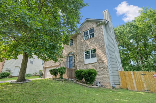 3404 Parkwood Ct, Hermitage, TN 37076