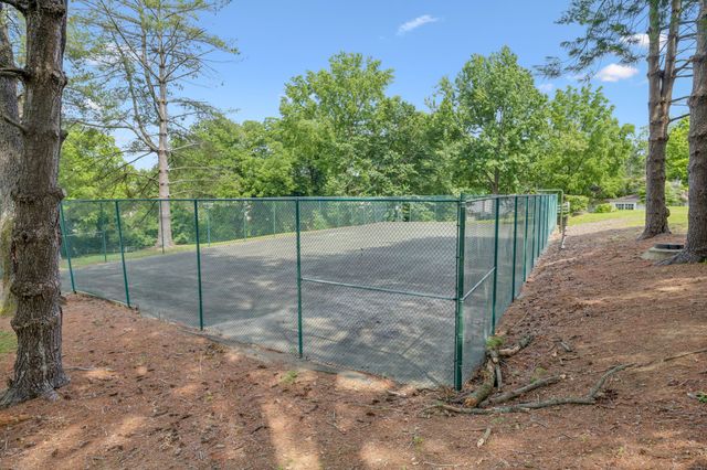 3404 Parkwood Ct, Hermitage, TN 37076