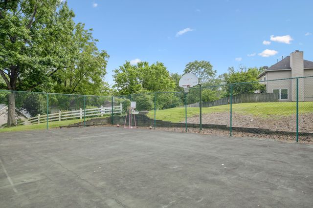 3404 Parkwood Ct, Hermitage, TN 37076