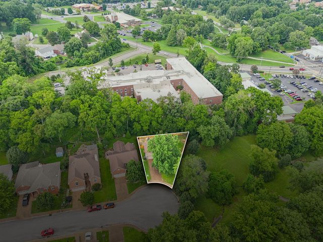 3404 Parkwood Ct, Hermitage, TN 37076