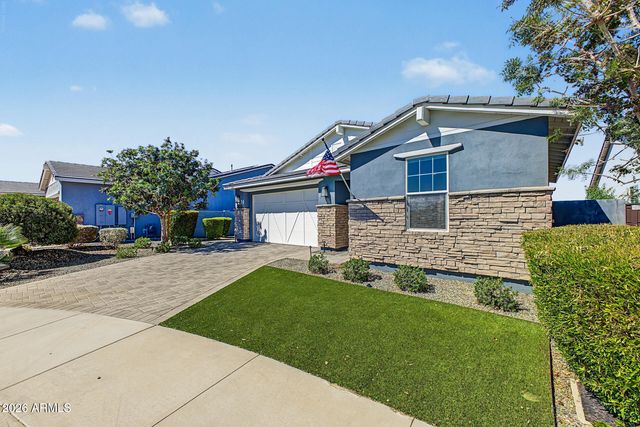 17322 W WILDWOOD Street, Surprise, AZ 85388