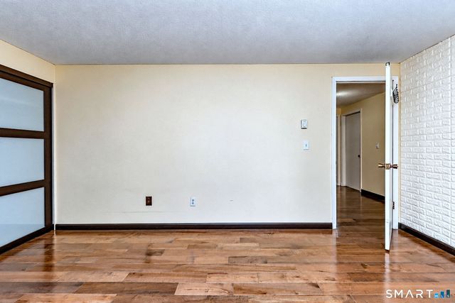 60 Heather Ridge 60, Shelton, CT 06484