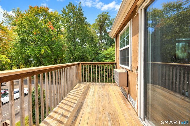 60 Heather Ridge 60, Shelton, CT 06484