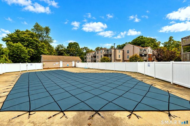 60 Heather Ridge 60, Shelton, CT 06484
