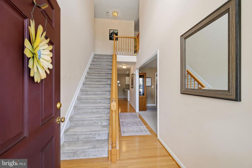 Image 4 of property listing at 112 RILIAN CT, Grasonville, MD 21638