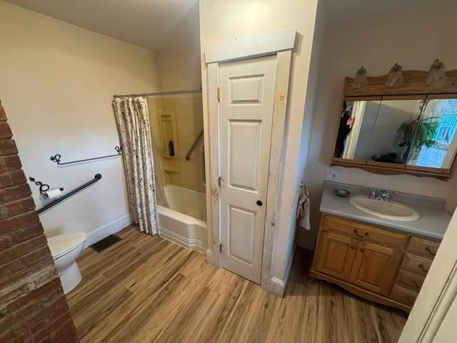 1388 Taylor Farm Road, Marshfield, VT 05668