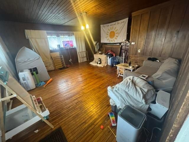 1388 Taylor Farm Road, Marshfield, VT 05668