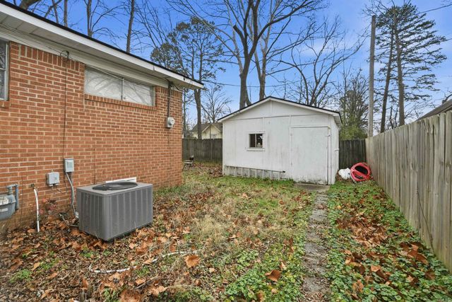 2005 Weems Street, Conway, AR 72034