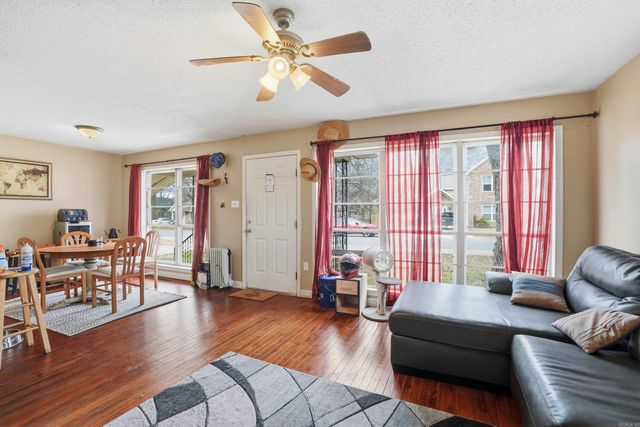 2005 Weems Street, Conway, AR 72034