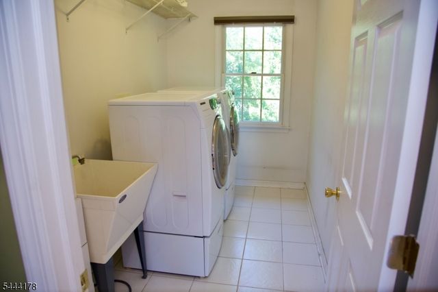 43 Cleveland Ave, East Hanover Twp., NJ 07936