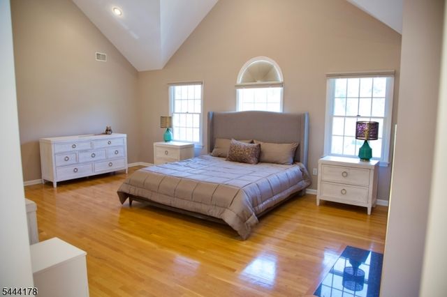 43 Cleveland Ave, East Hanover Twp., NJ 07936