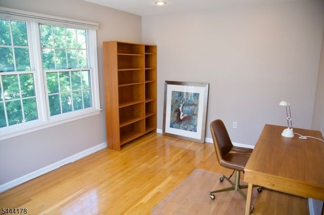 43 Cleveland Ave, East Hanover Twp., NJ 07936