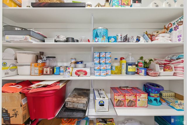 969 N OLSON DR, Saratoga Springs, UT 84045