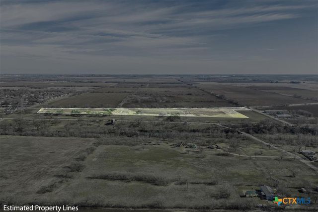600 River Road, Martindale, TX 78655