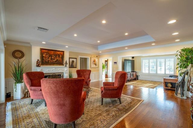 2317 NE 28th Court, Lighthouse Point, FL 33064