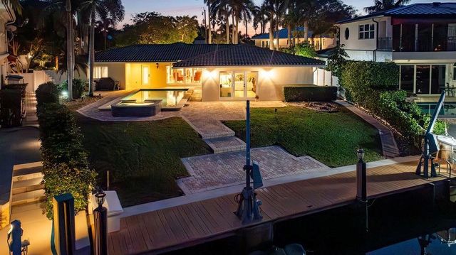 2317 NE 28th Court, Lighthouse Point, FL 33064