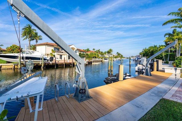 2317 NE 28th Court, Lighthouse Point, FL 33064
