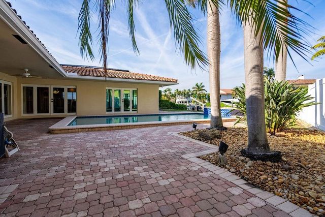 2317 NE 28th Court, Lighthouse Point, FL 33064